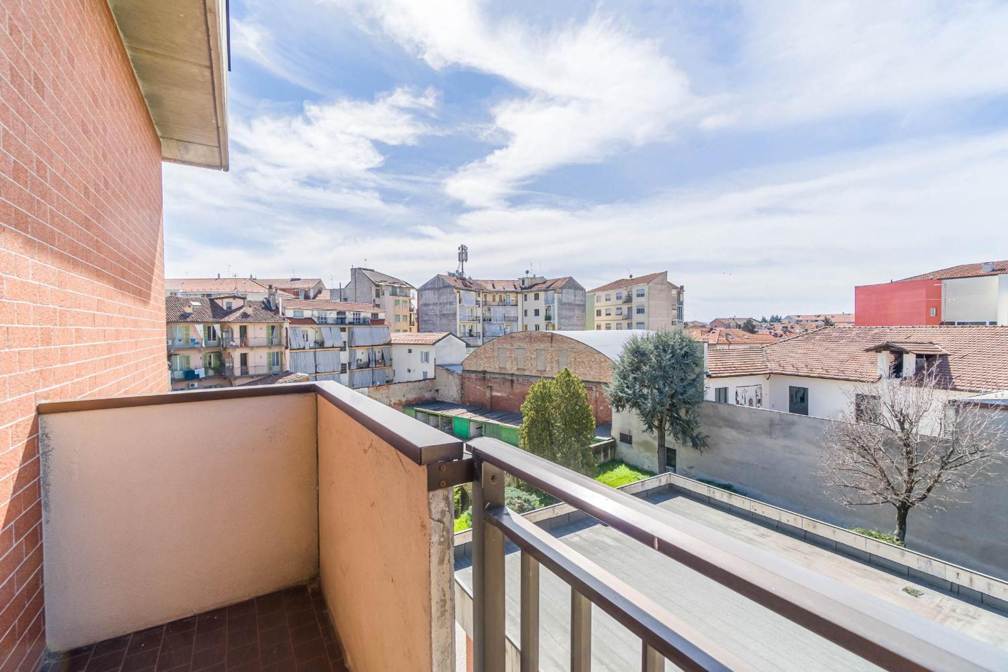 Asti Comentina Railway Functional Flat Esterno foto